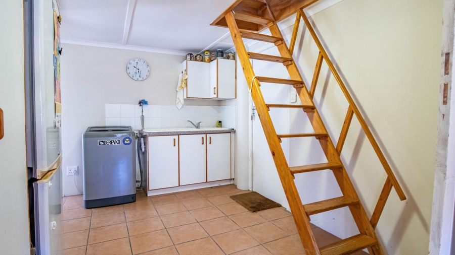 4 Bedroom Property for Sale in De Kelders Western Cape